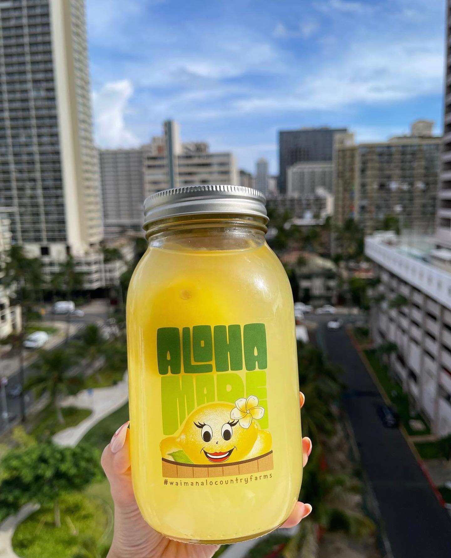 Find us at the Kailua Farmers&rsquo; Market tonight 03/09 from 4pm-7:15pm &amp; on Saturday at the KCC farmers&rsquo; market from 7am-11:15am 🍋 

Bring your clean #nalomadelemonade jars for your discounted refills 😊

Snap a photo when you stop by a