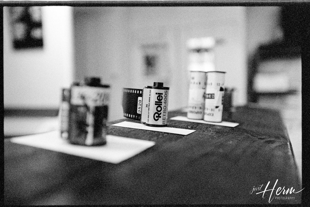  Canon EOS 3 | Canon EF 16-35mm f/2.8 II L USM | Kodak T-MAX 3200  Digitized with Canon EOS R - EF 100mm macro f/2,8L IS | Kaiser slimlite plano | Essential Film Holder  Home developed in studio de GARAGE Stock | D-76

Canon EOS 3 | Canon EF 16-35mm 