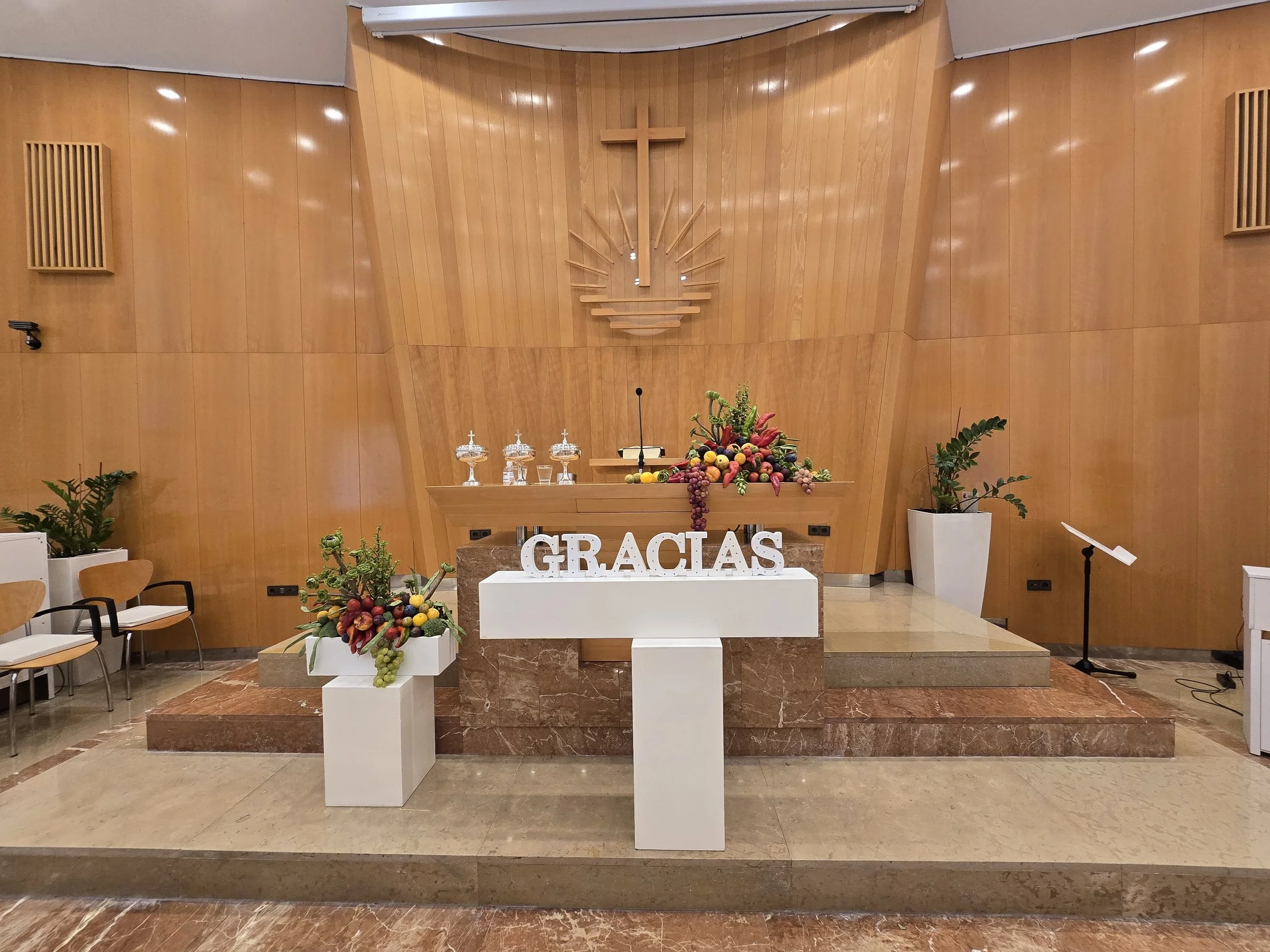 Servicio Divino de Acción de Gracias 2025