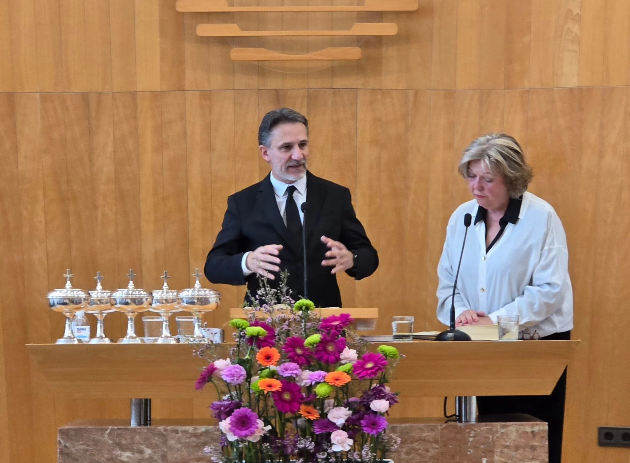 Servicio Divino con el Obispo Alganza en Dénia