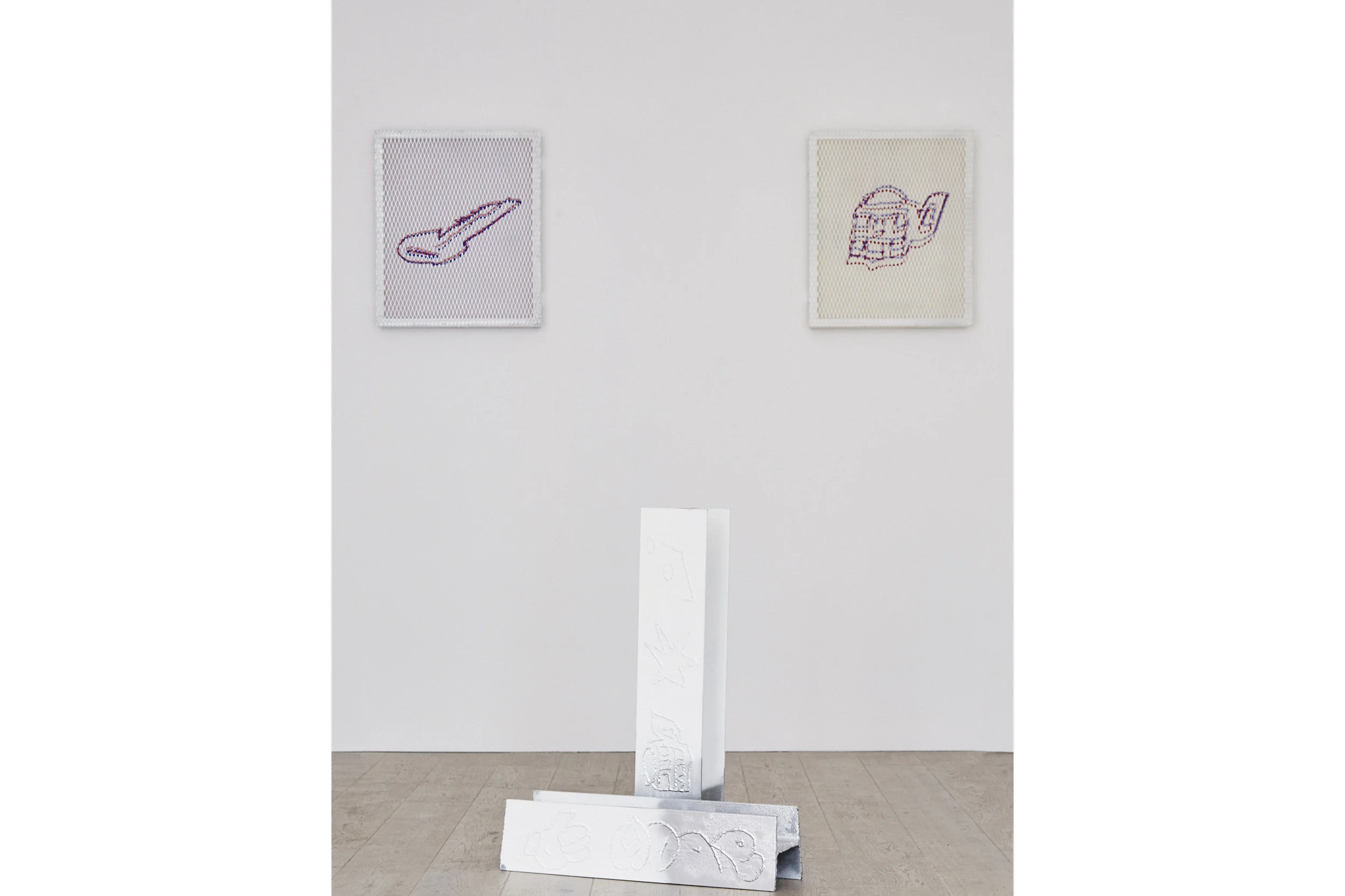 Elliot Fox Scratching a Different Itch, 2017 Installation View 