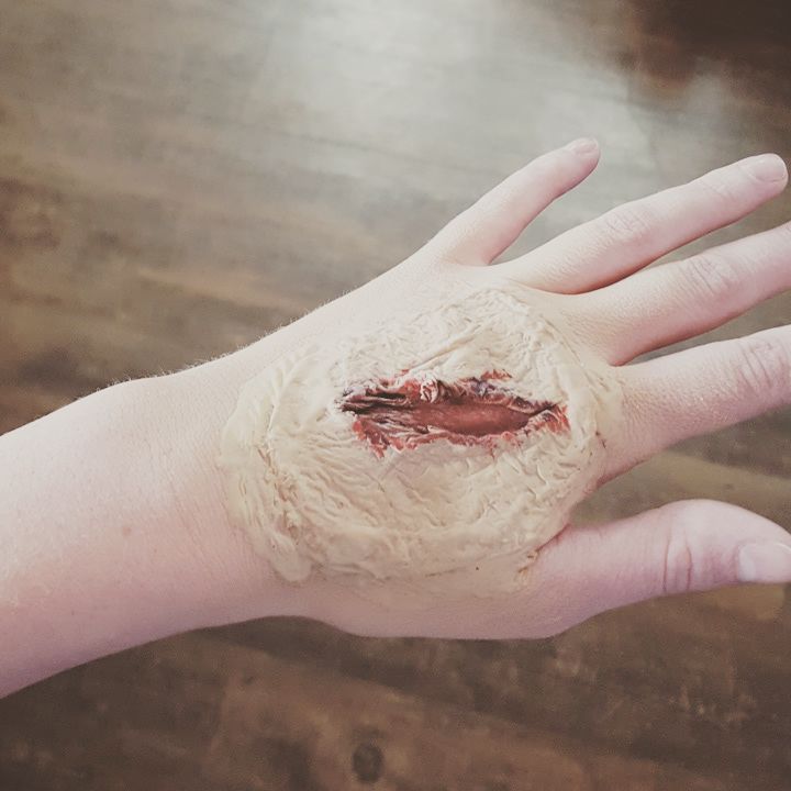 Creating special effects with Liquid Latex