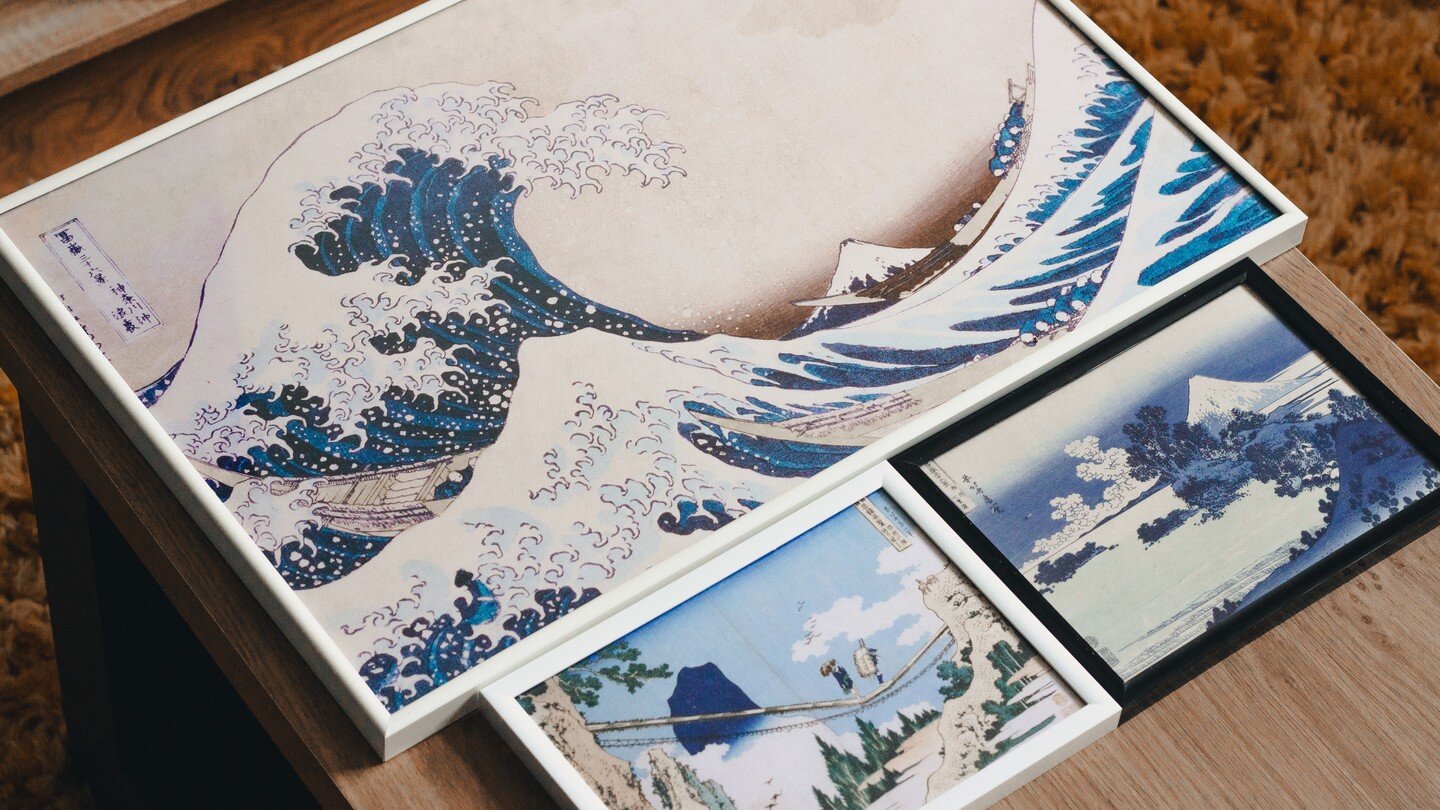 Expanding the art collection with these 3 Katsushika Hokusai, or simply 'Hokusai' for the lazy of us, pieces. Forever influenced and inspired by all things Japan, these are no exception. In case you're after names, they are 'The Great Wave off Kanaga