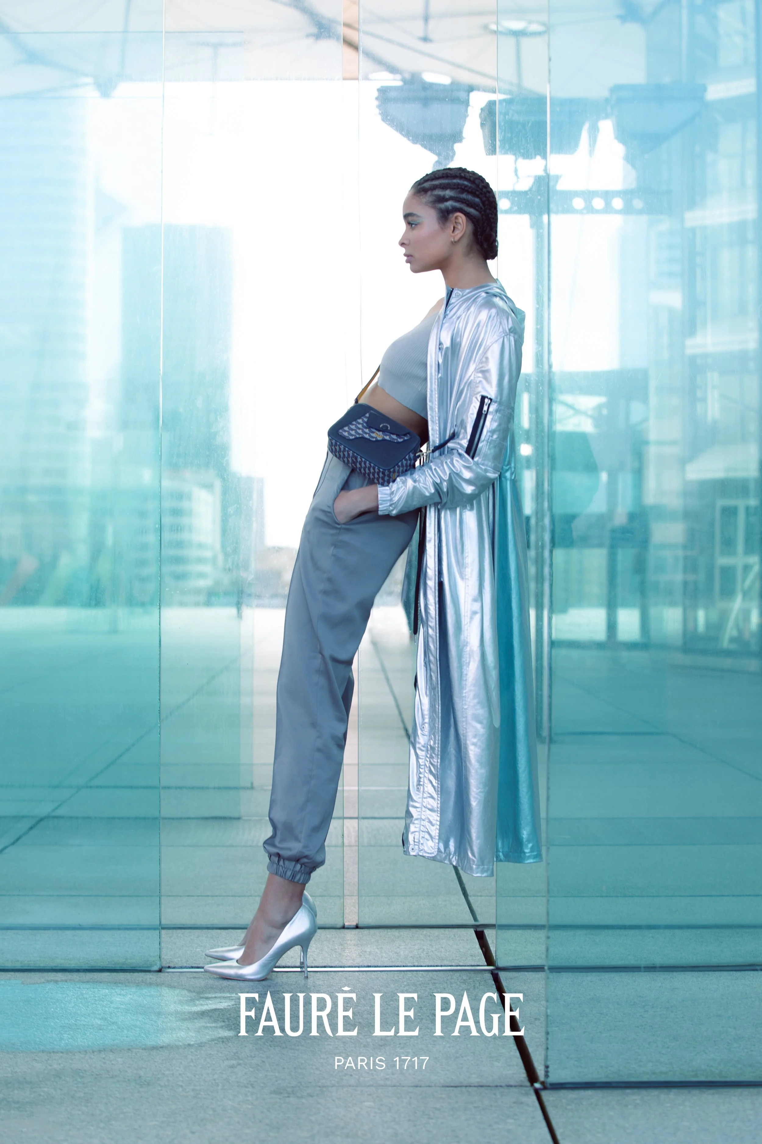 8K3A0322-Modifier logo.jpg