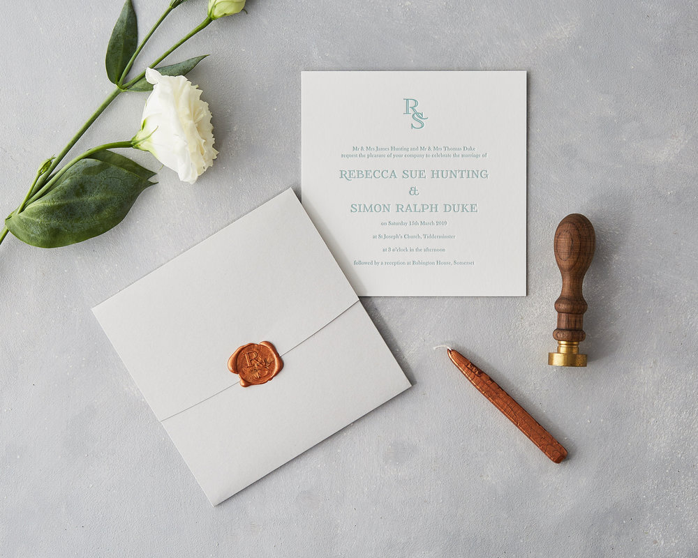 How to Use Wax Seal Stamps for Wedding Invitations