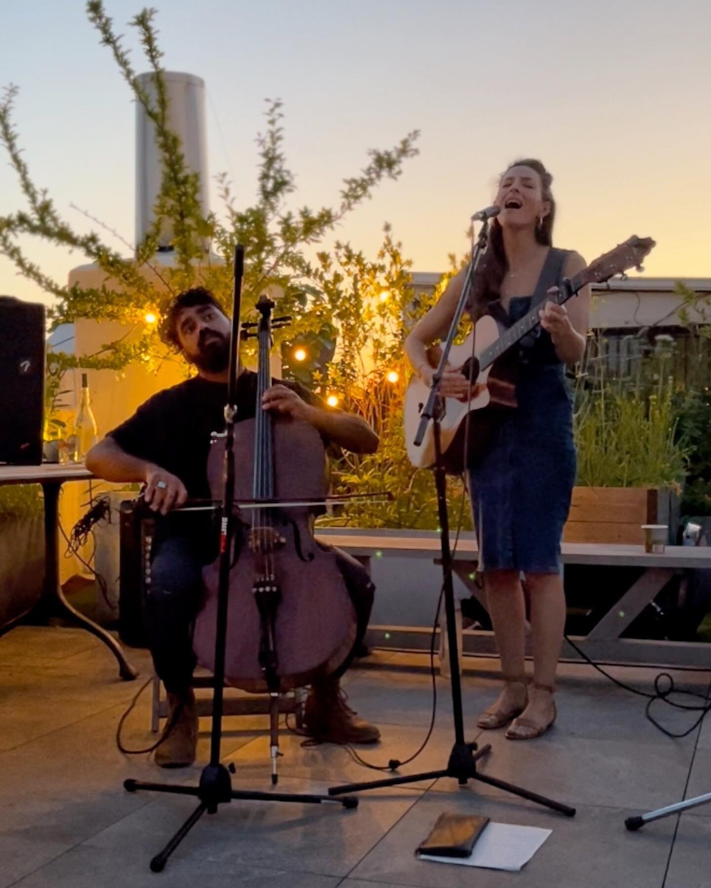 Last night on a Brooklyn rooftop with @hawthorne_the_band 
💗
The company, the weather, the music&hellip;it was all just perfect. Thanks to all who made it out &amp; @egeriksen for capturing these shots for us. 
Summer is here, y&rsquo;all. Let&rsquo