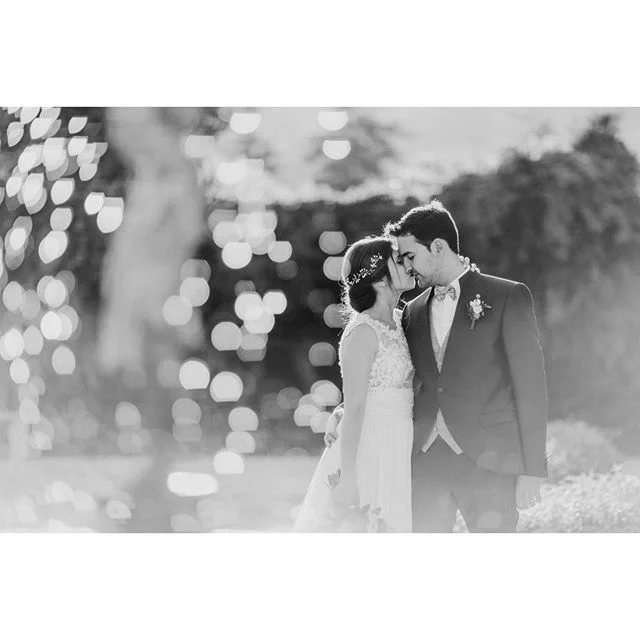 Helena e David
.
.
.
#deambulando_peoplestories #deambulando #bridesmaids #bride #weddingphotography #weddingphotographer #documentalweddingphotographer #lookslikefilmweddings #lookslikefilm