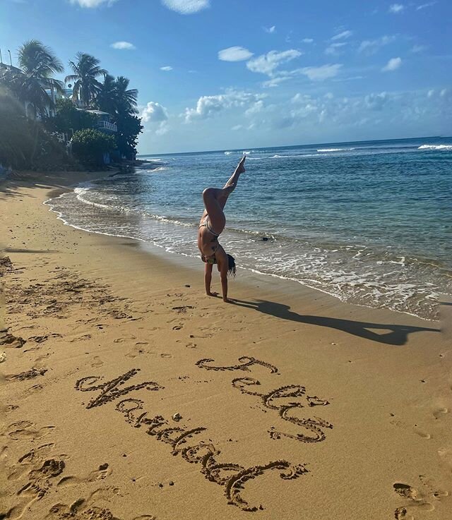 Christmases should always be sandy not snowy 🇵🇷
📷 @angela_newell