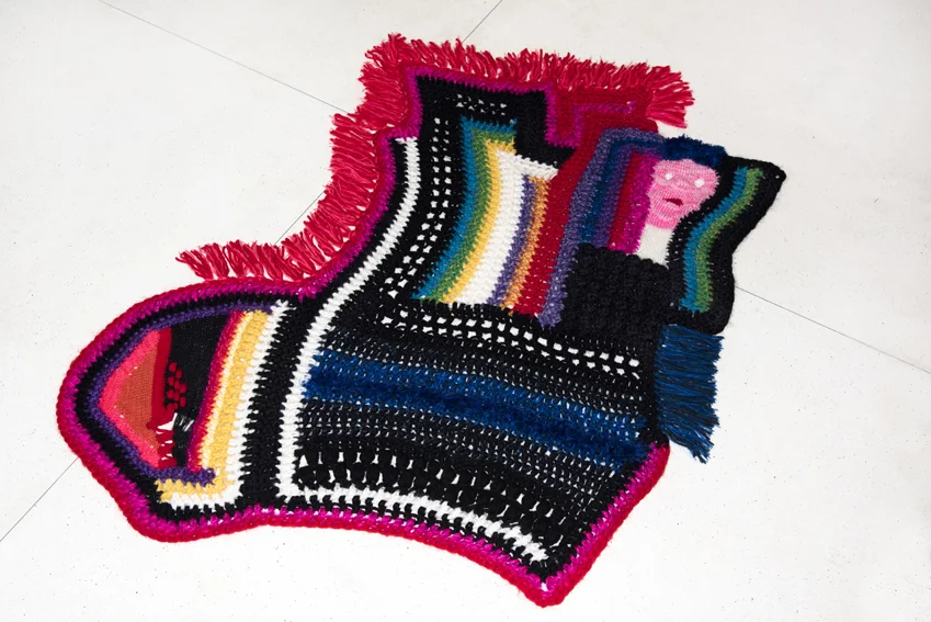 blanket mr pink flat.jpg