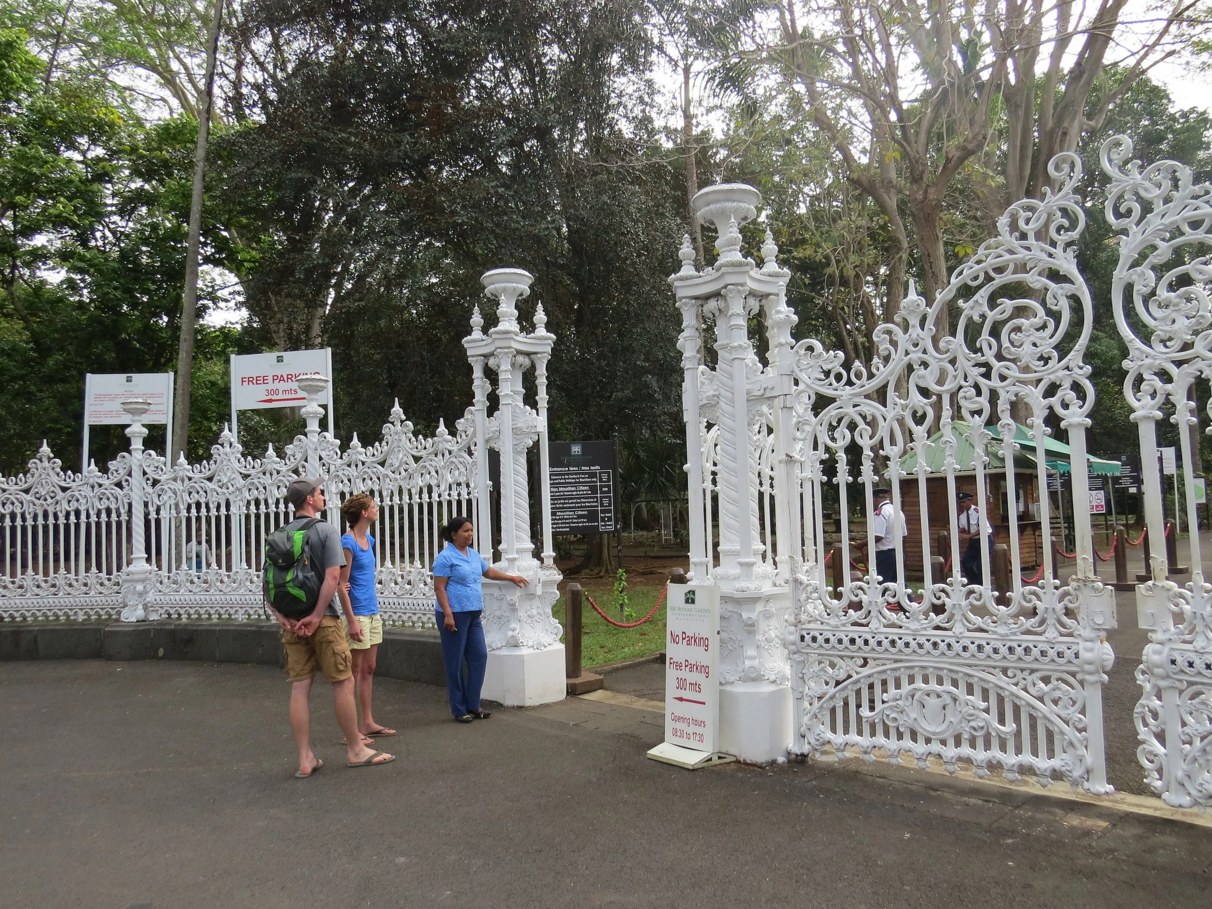 Ornate entrance gate to the Botanic Gardens