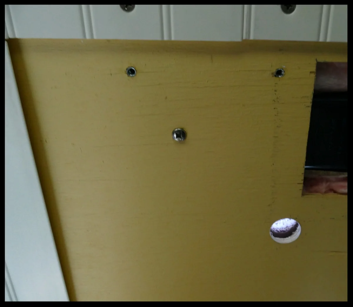 1-1/4" hole in ceiling backer