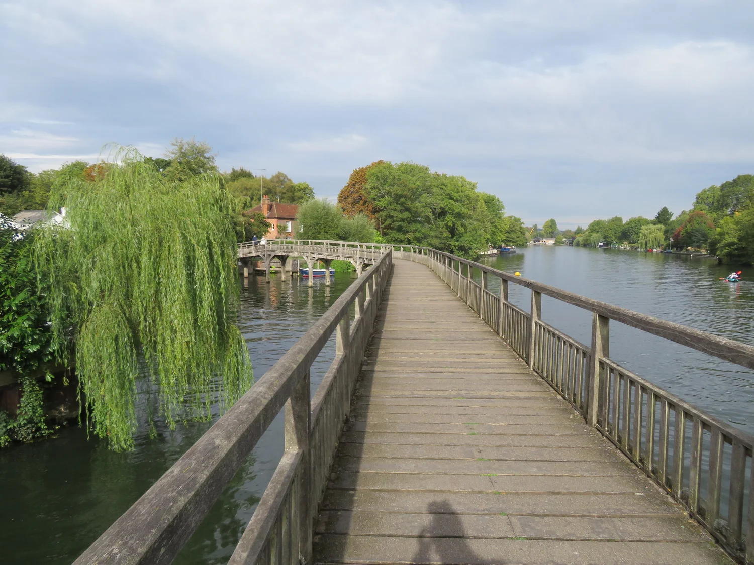 Thames Path Walk – Marlow to Henley-on-Thames to Reading — Just a ...