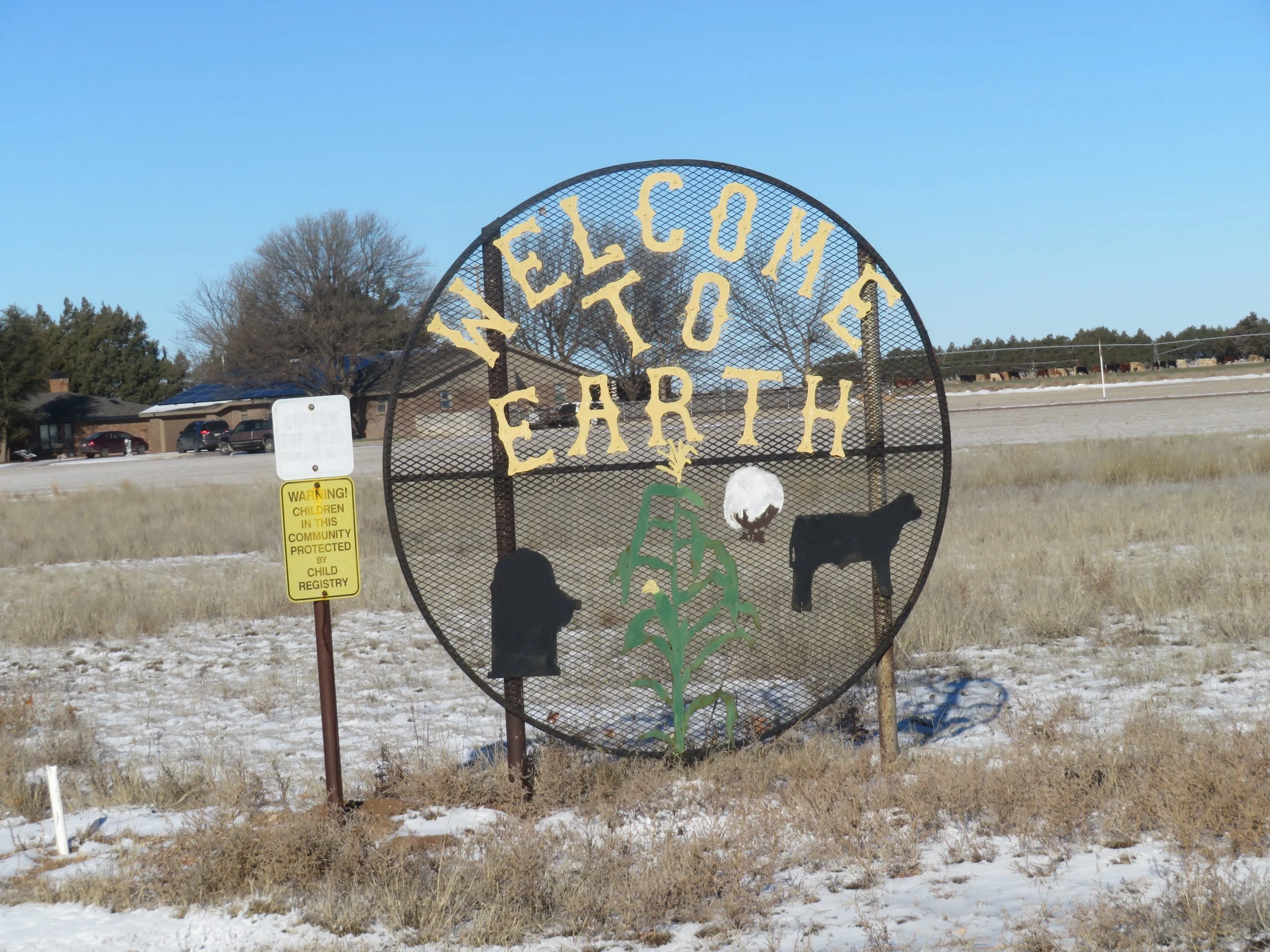 US-70 West – Earth, Aliens and End of the Road
