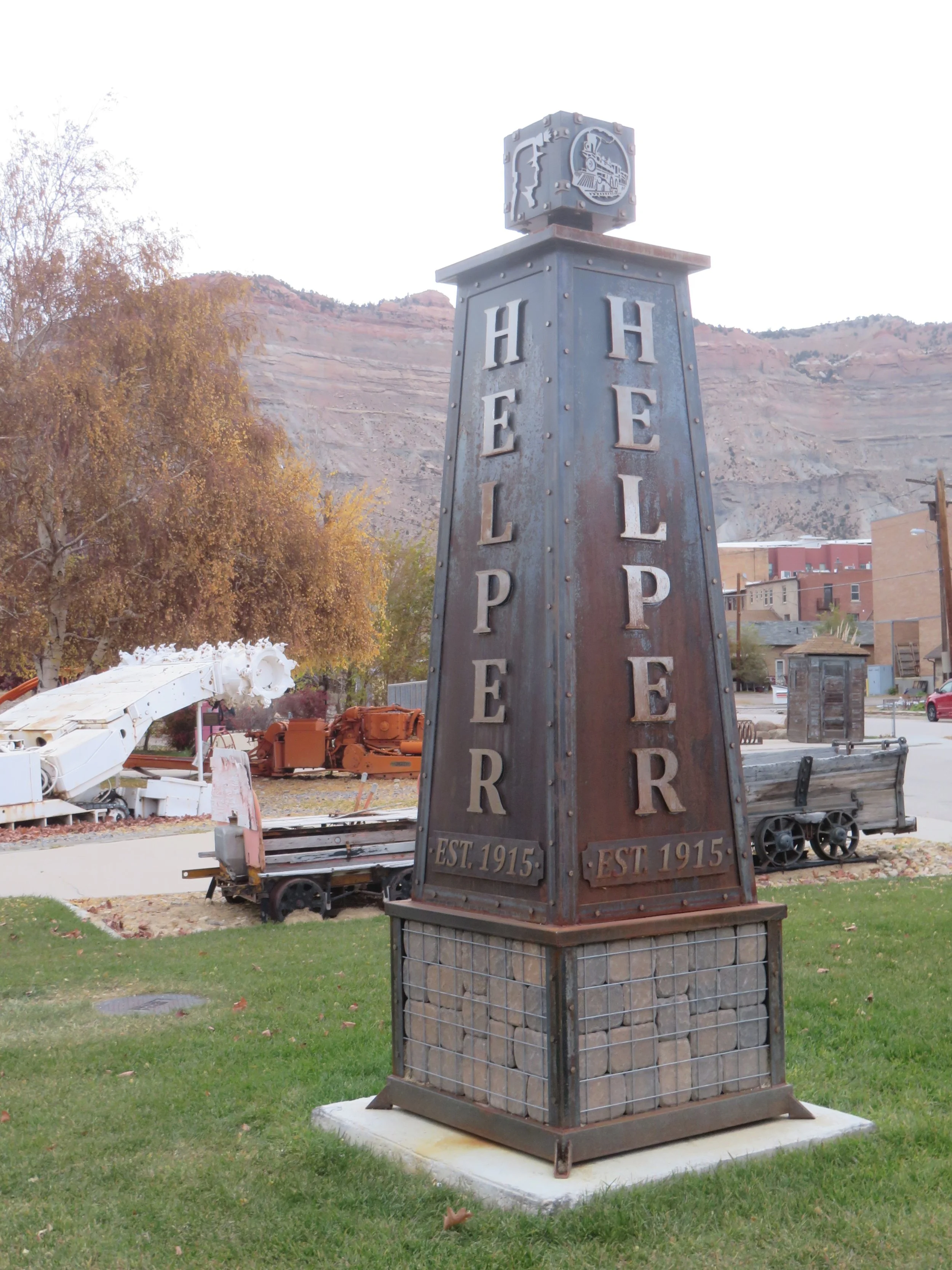Helper Monument