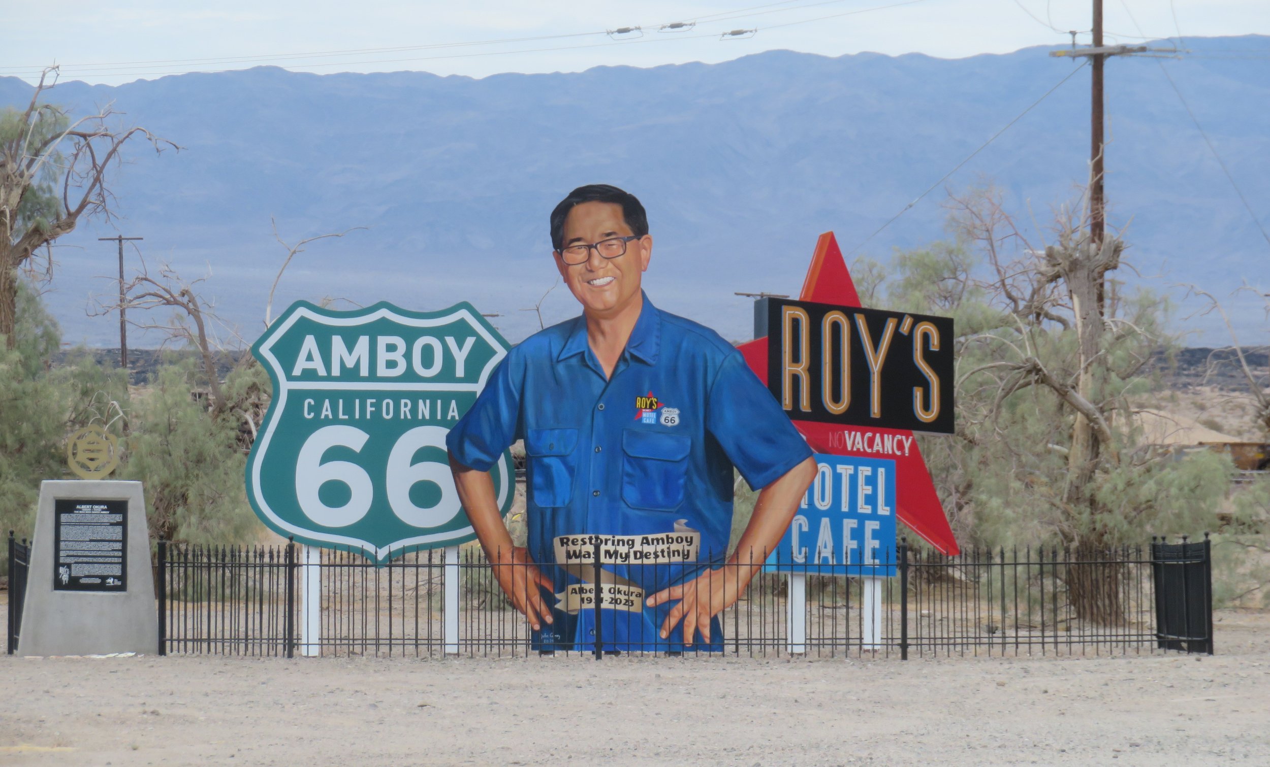Roy's roadside landmark display