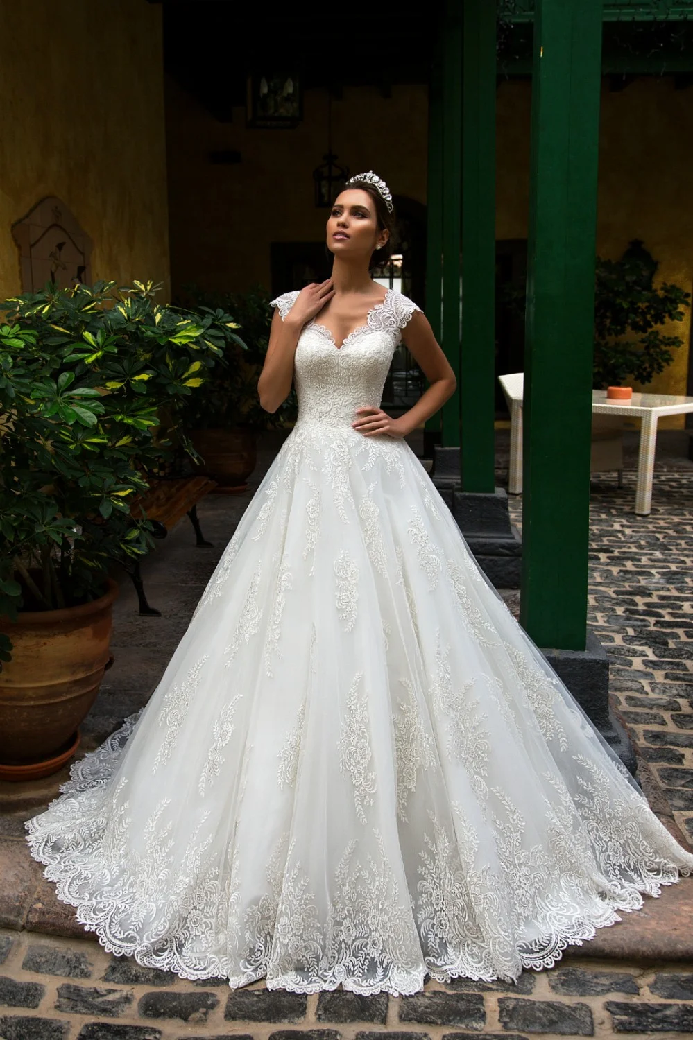 Nora Naviano Susanna