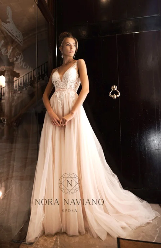 Nora Naviano Veda