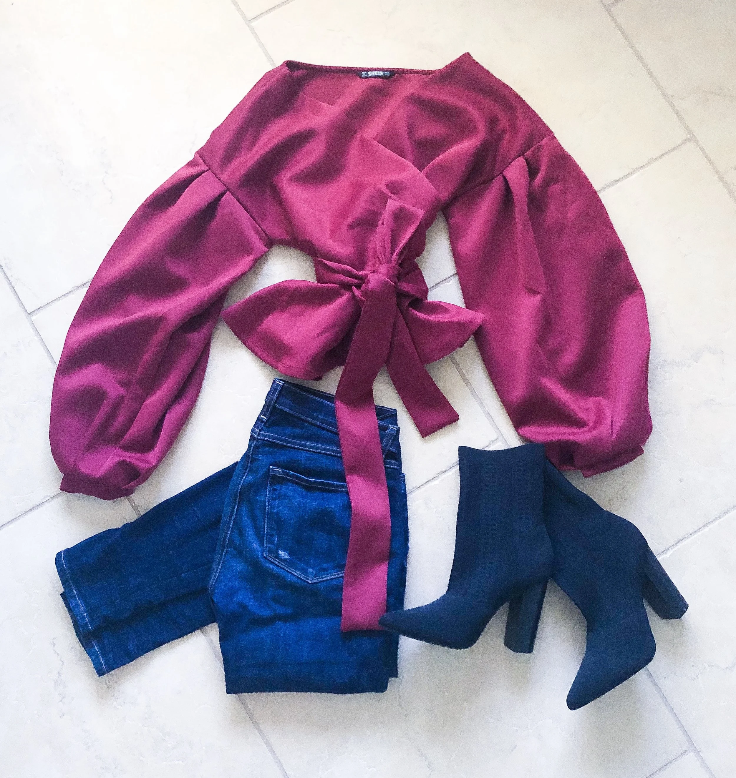 Blouse: SHEIN 595912 http://bit.ly/2E0Xwft , Shoes: ShoeDazzle