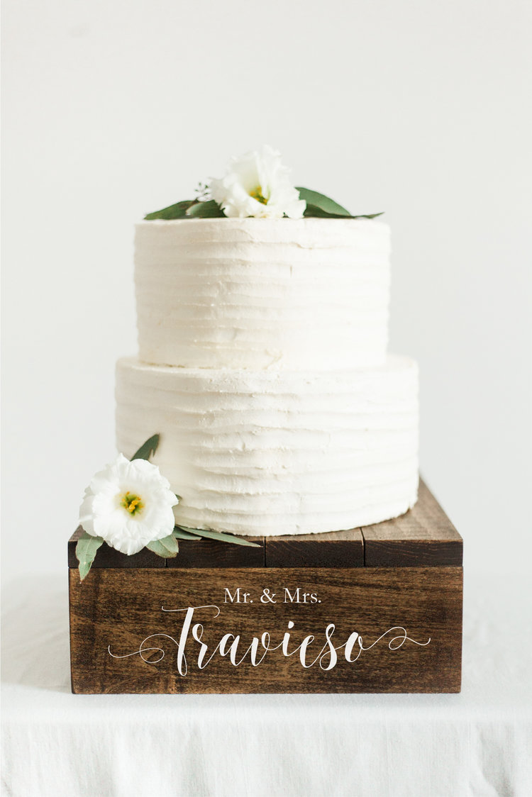 Rustic Wooden Cake Stand Cupcake Stand Wedding Cake Stand SS-9 — Sweet Carolina Collective Rustic Wooden Cake Stand Cupcake Stand Wedding Cake Stand SS-9 — Sweet Carolina Collective