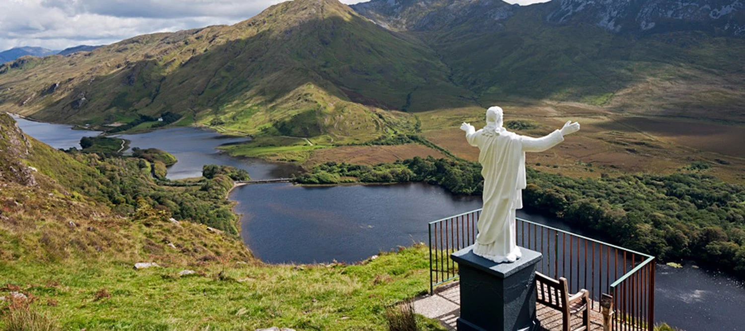 connemara-life-notre-dame-kylemore-abbey-16.jpg