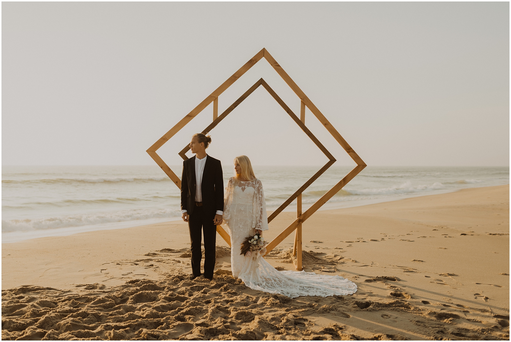 Hannah_Baldwin_Photography_Virginia_Beach_Elopement_Sunrise_0159.jpg