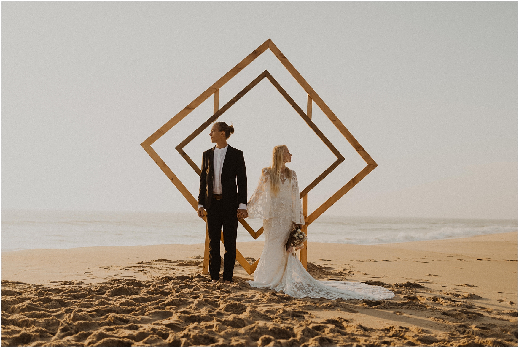 Hannah_Baldwin_Photography_Virginia_Beach_Elopement_Sunrise_0160.jpg