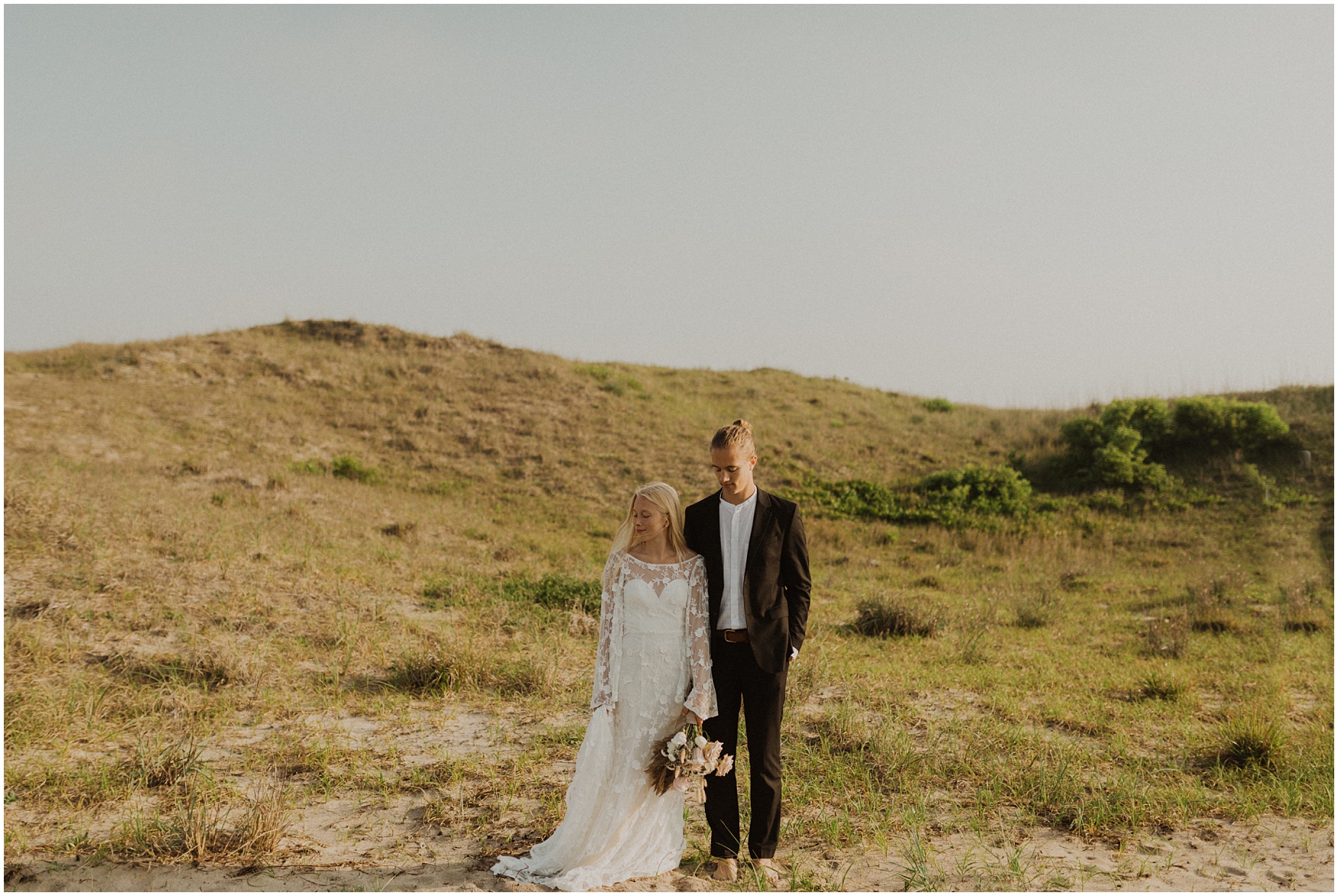 Hannah_Baldwin_Photography_Virginia_Beach_Elopement_Sunrise_0197.jpg