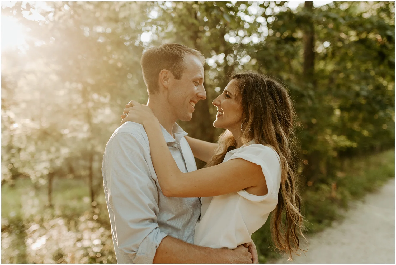 Hannah_Baldwin_Photography_Great_Falls_Engagement_Session_Puppy_0151.jpg