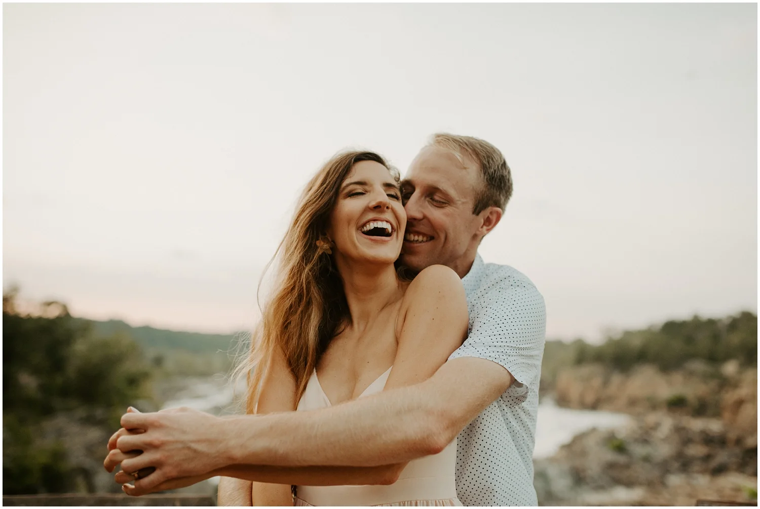Hannah_Baldwin_Photography_Great_Falls_Engagement_Session_Puppy_0184.jpg