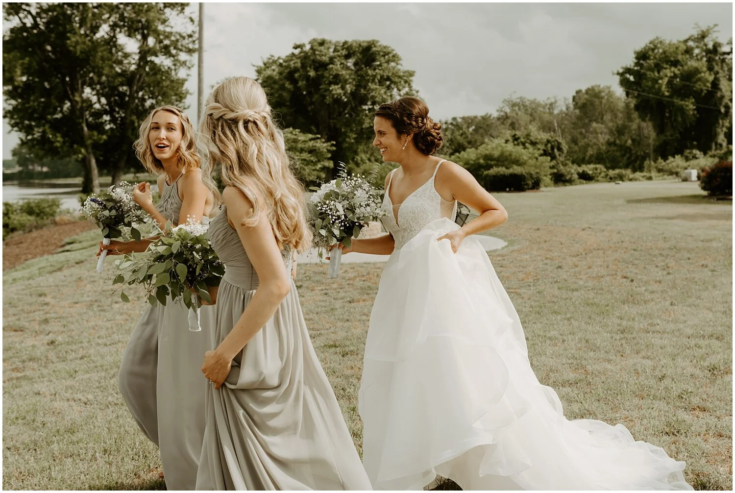 Hannah_Baldwin_Photography_Cousiac_Manor_Wedding_Rustic_Intimate_0214.jpg