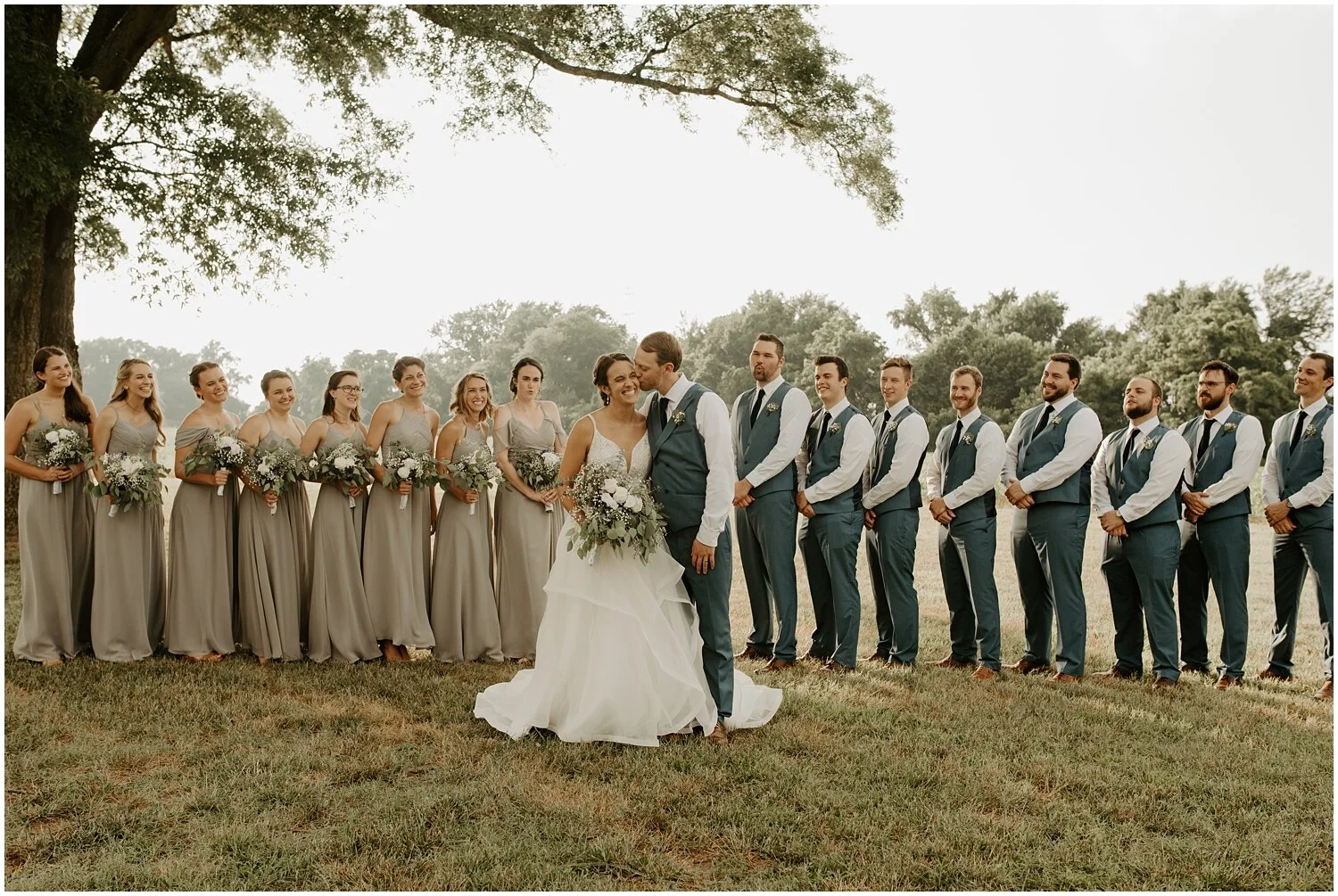 Hannah_Baldwin_Photography_Cousiac_Manor_Wedding_Rustic_Intimate_0251.jpg