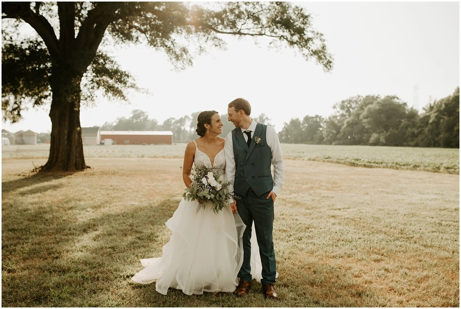 Hannah_Baldwin_Photography_Cousiac_Manor_Wedding_Rustic_Intimate_0259.jpg