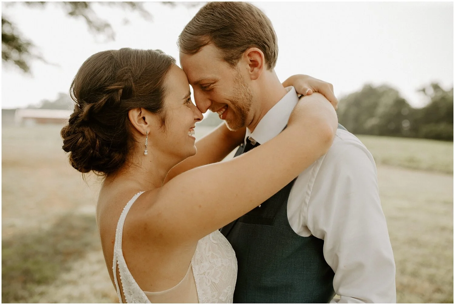Hannah_Baldwin_Photography_Cousiac_Manor_Wedding_Rustic_Intimate_0260.jpg