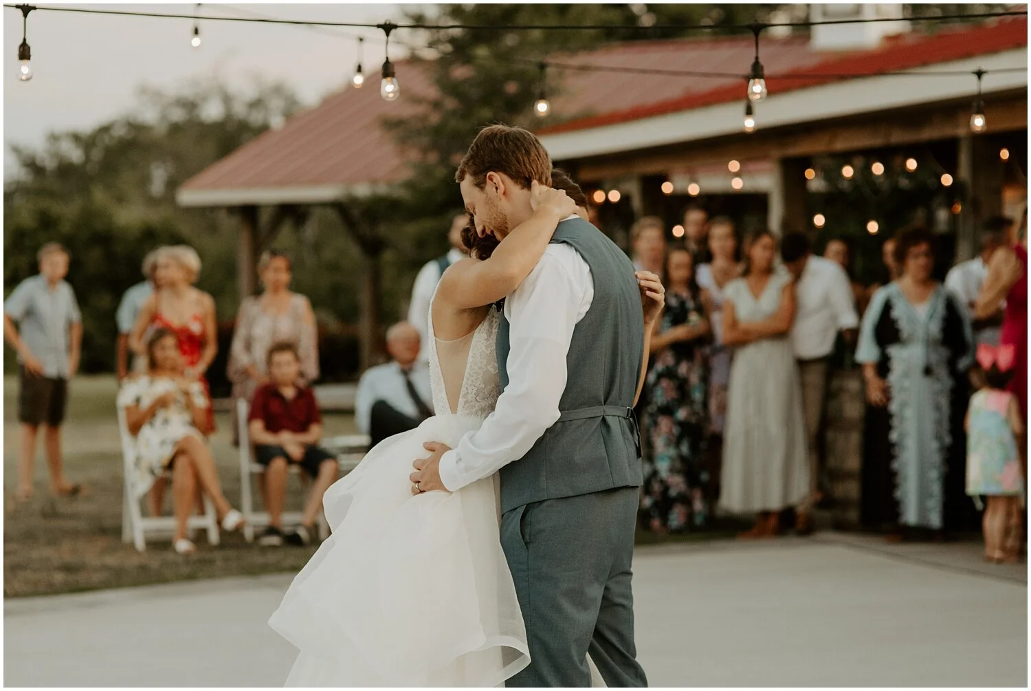 Hannah_Baldwin_Photography_Cousiac_Manor_Wedding_Rustic_Intimate_0285.jpg
