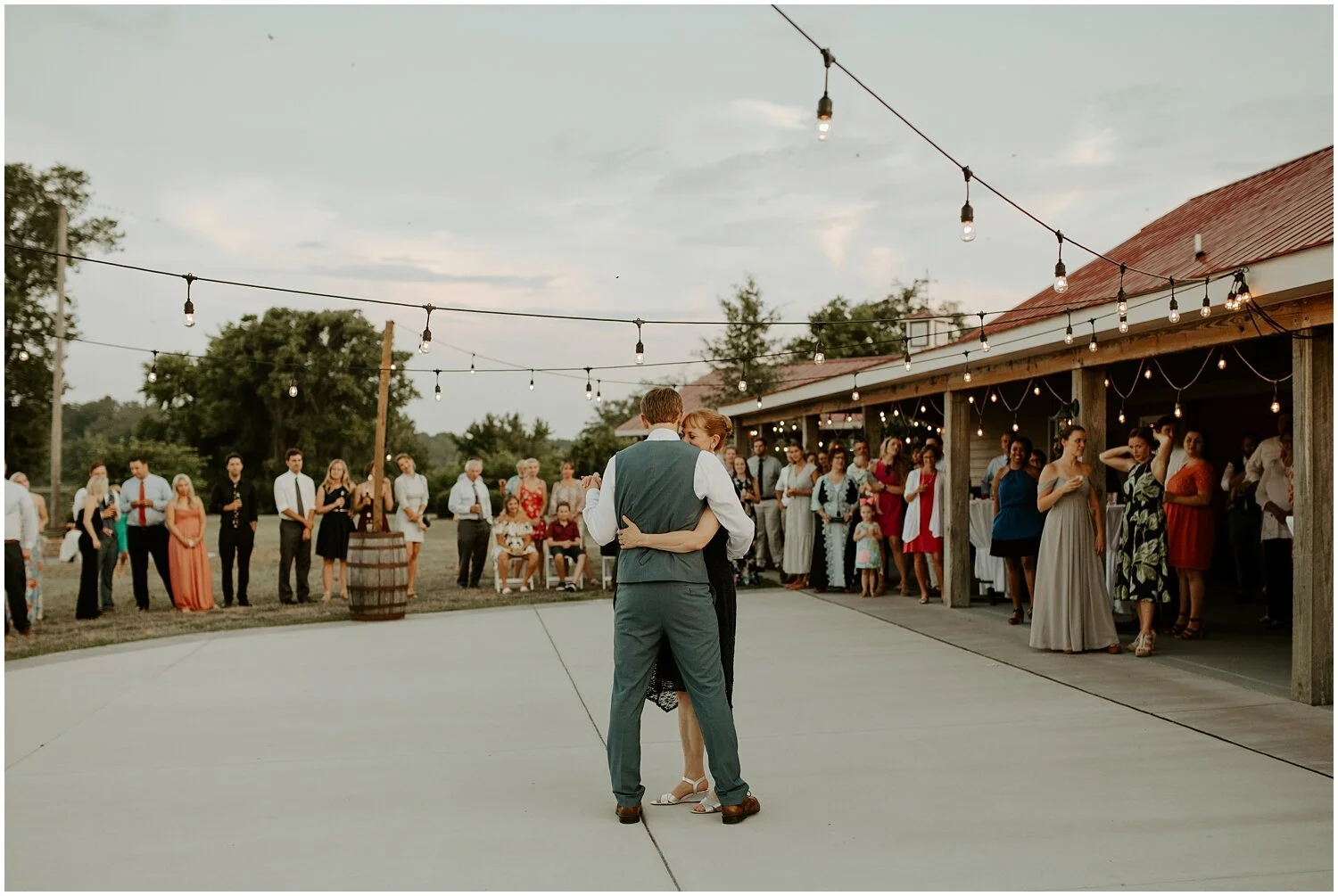 Hannah_Baldwin_Photography_Cousiac_Manor_Wedding_Rustic_Intimate_0290.jpg
