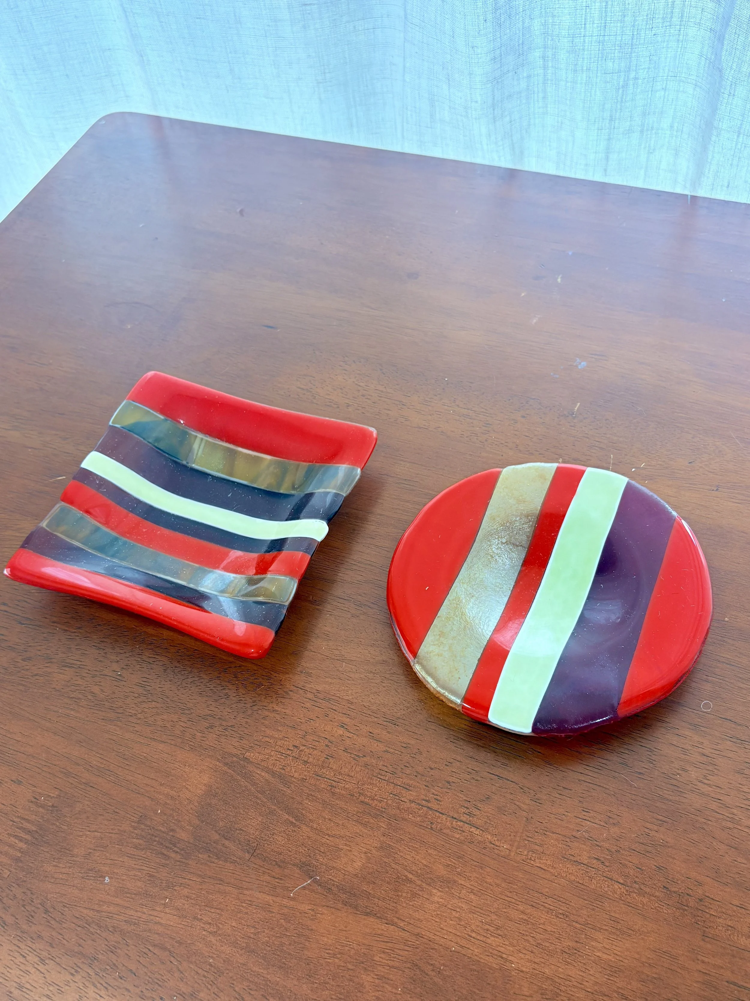 Red Striped Dish Set