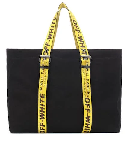 インダストリアル・キャンバストート ( ¥ 82,670 ) Photo: mytheresa