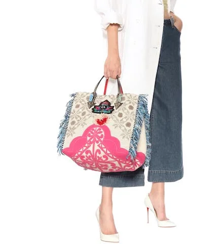 クリスチャンルブタン PORTUGABA ポルタバ装飾 バッグ Photo: mytheresa