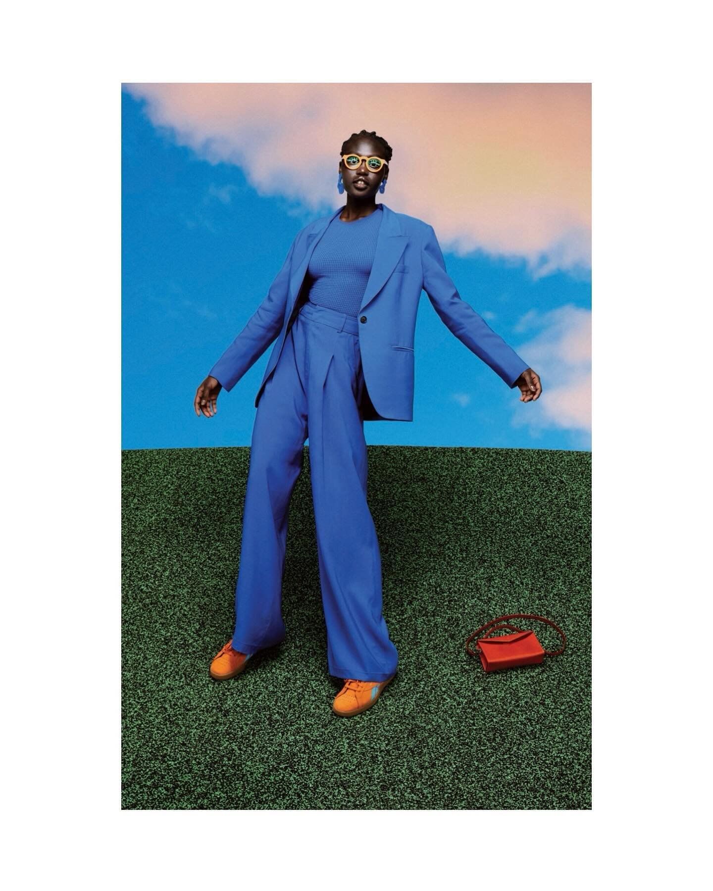 Did you catch our @jacquesdurand Pacques frame in orange + @kuboraum Y3 in lavender eyewear in the latest style editorial in @avenuemagazine? It&rsquo;s a gorgeous visual story on colour created by @ourparkonline &amp; shot by @waltereneuman we love 