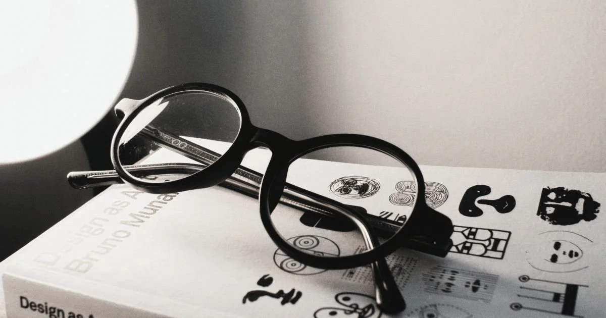 Bifocal vs. Progressive Lenses: Which One is Right for You? 