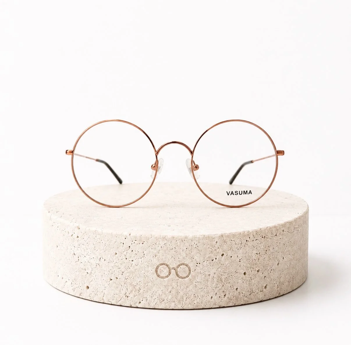 THE COLLECTION / 007

Good taste, in practice.

@vasumaeyewear available at Chinook Optical.