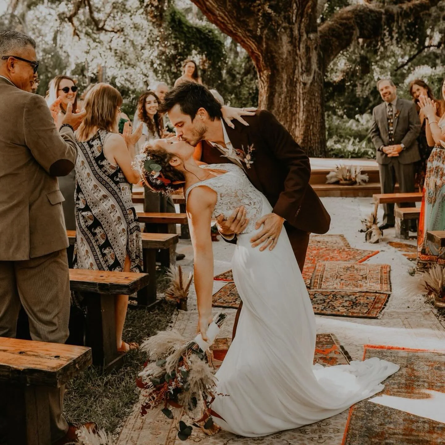 To photograph love all the time is amazing and always gets me in the feels, but to photograph two people so in love that it pours into every single wedding image I took just reminds me that true love is the purest form of art. 💜😍 
 
Meet the dream 