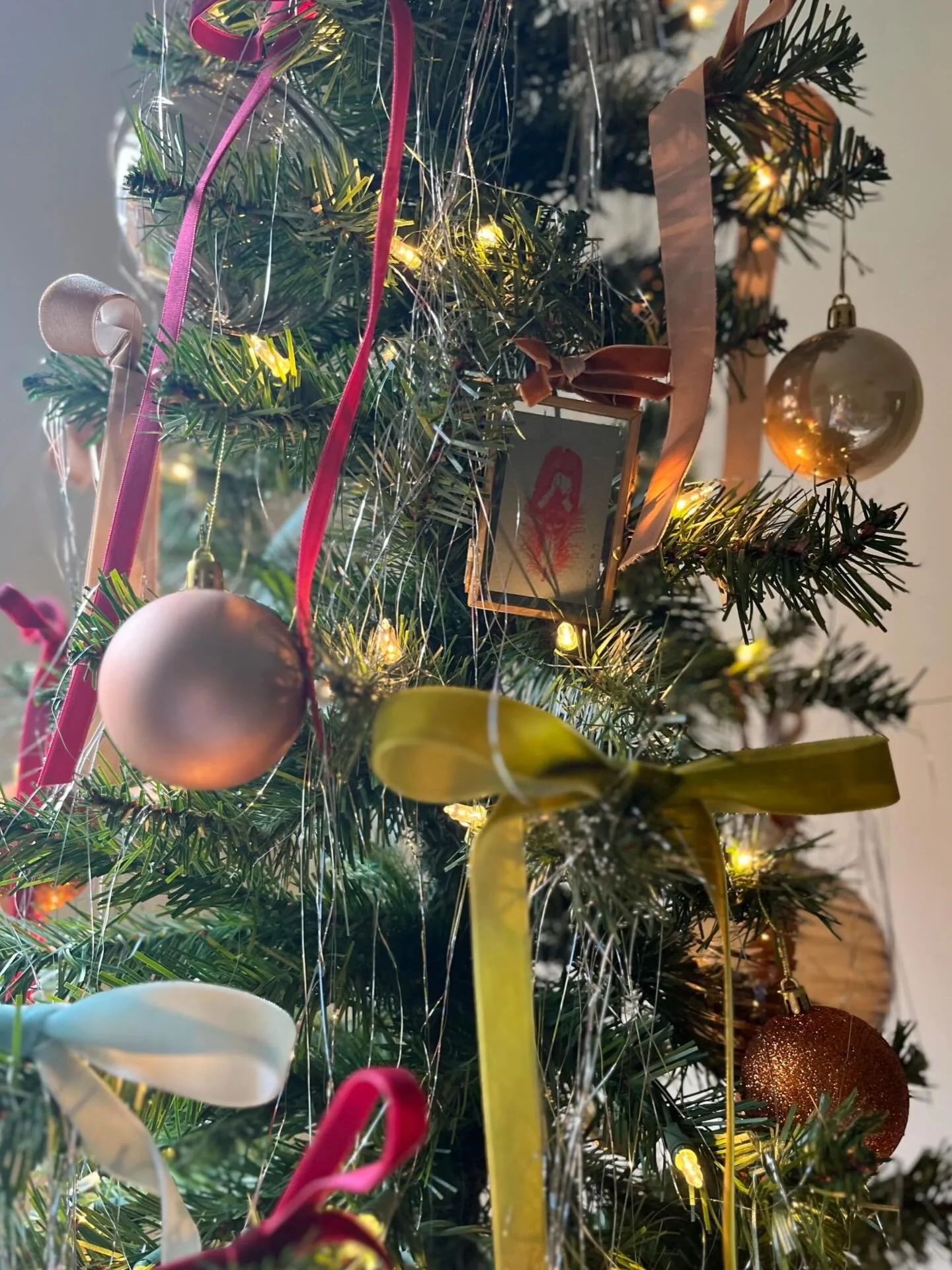 Only 10 of my fav ornaments left! Shop in person or online at @charlestonartistcollective 🎄