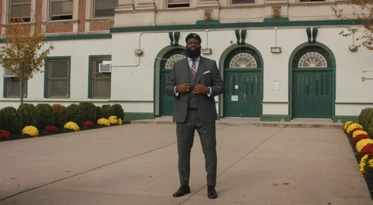 Men's Warehouse | Akbar