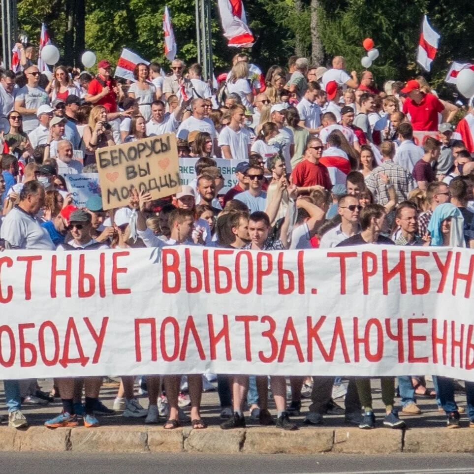 How Technology Has Made Leaderless Protests More Viable