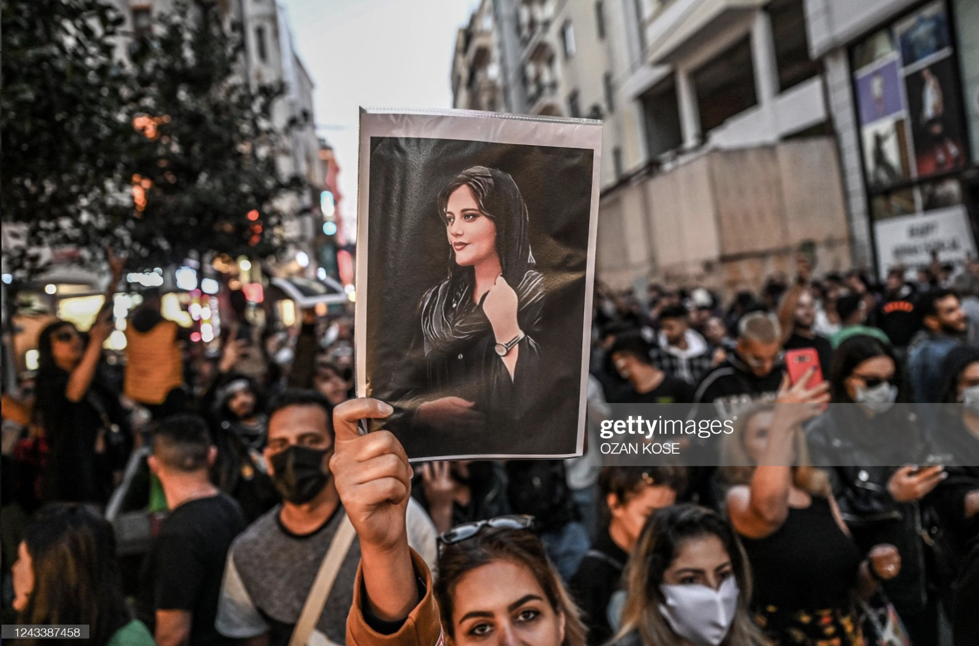 Breaking the Binary: A Story of Iranian Women