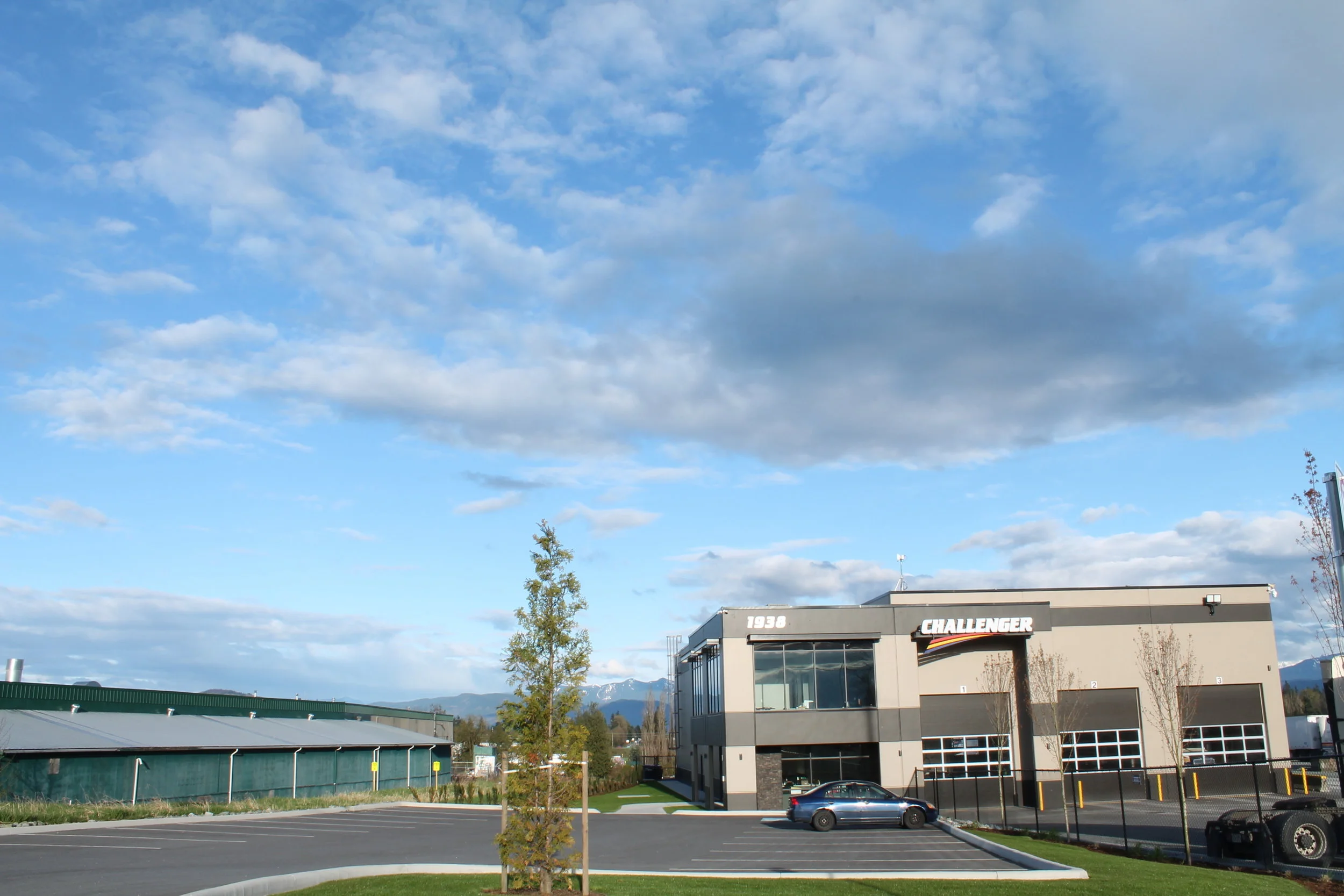 Challenger Trucking Warehouse - Abbotsford 