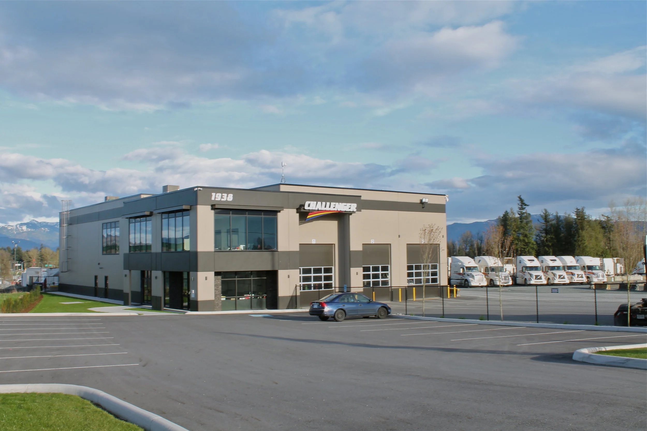 Challenger Trucking Warehouse - Abbotsford 