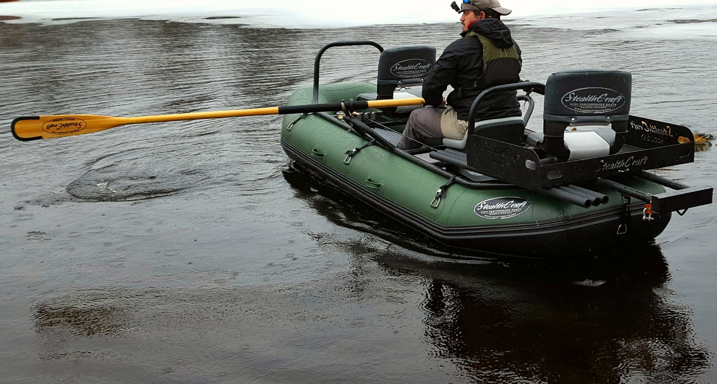 Hooligan Stealthcraft - practicing with the oars