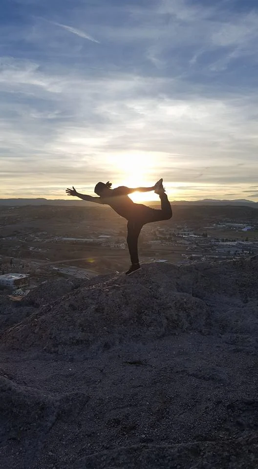 ZacharyYoga1.jpg